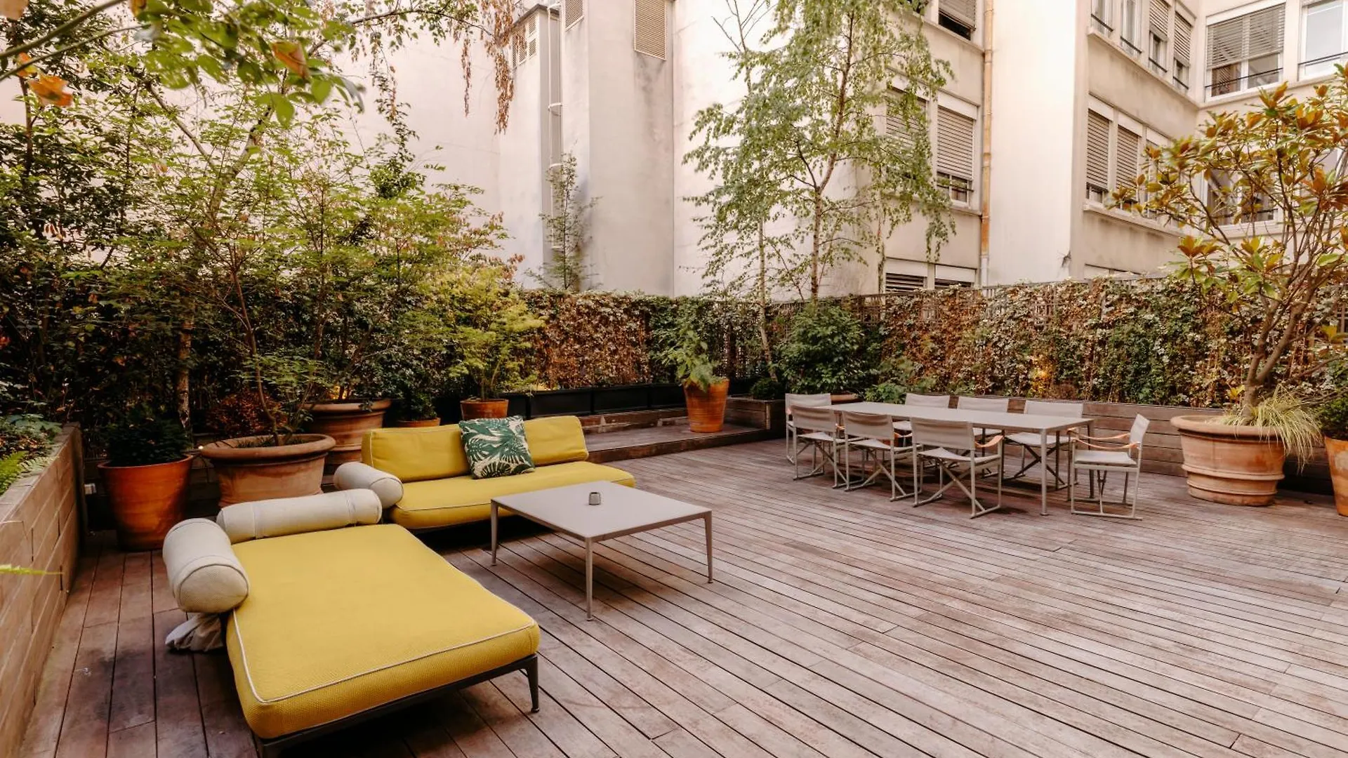 Hotel De Pourtales Paris