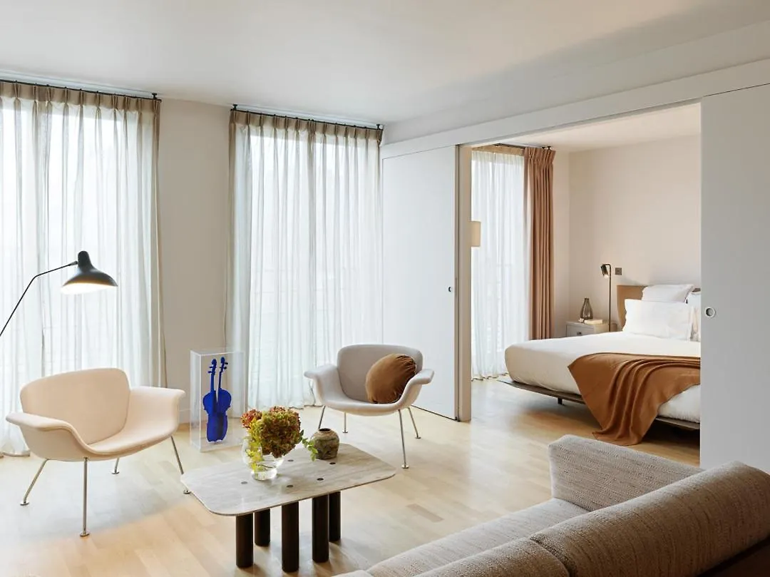 Hotel De Pourtales Paris